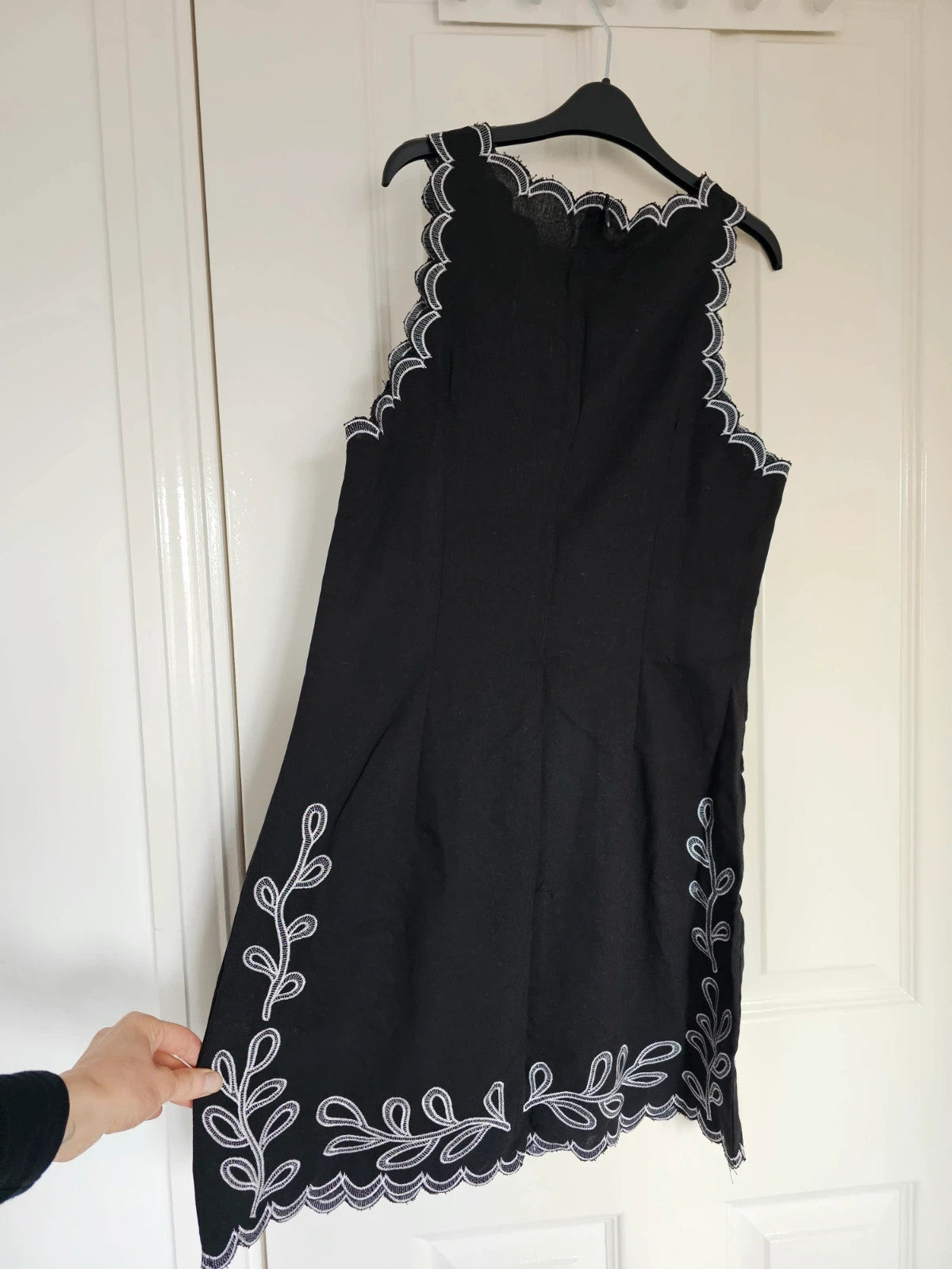 Shein rose butterfly sleeveless mini dress women linien blend embroidered casual black/white M/10