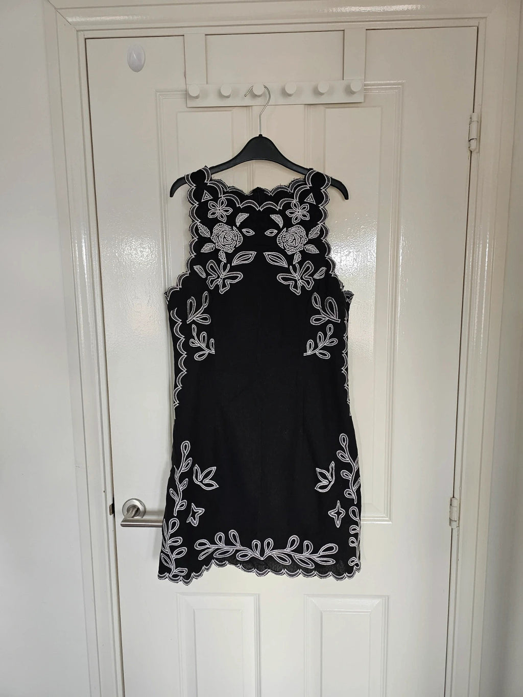 Shein rose butterfly sleeveless mini dress women linien blend embroidered casual black/white M/10