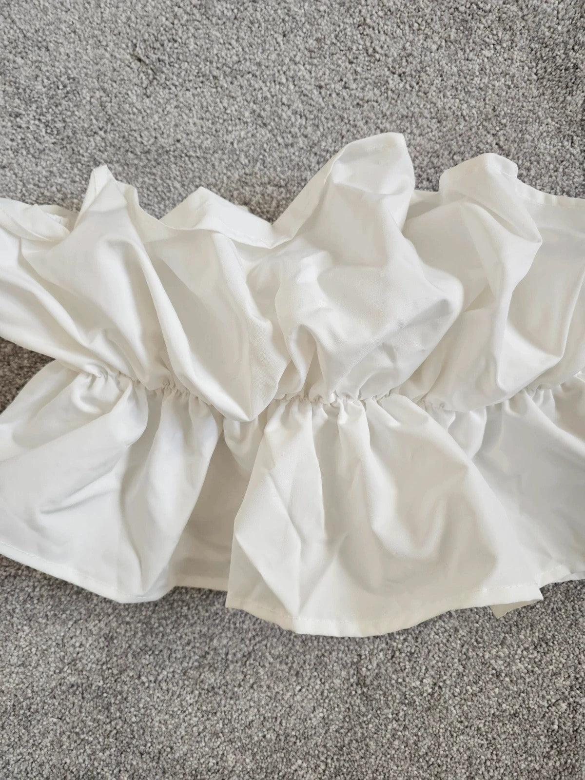Shein Ruffle Trim Ruched Bust Tube Off Shoulder White Top Women Summer Beach M/10
