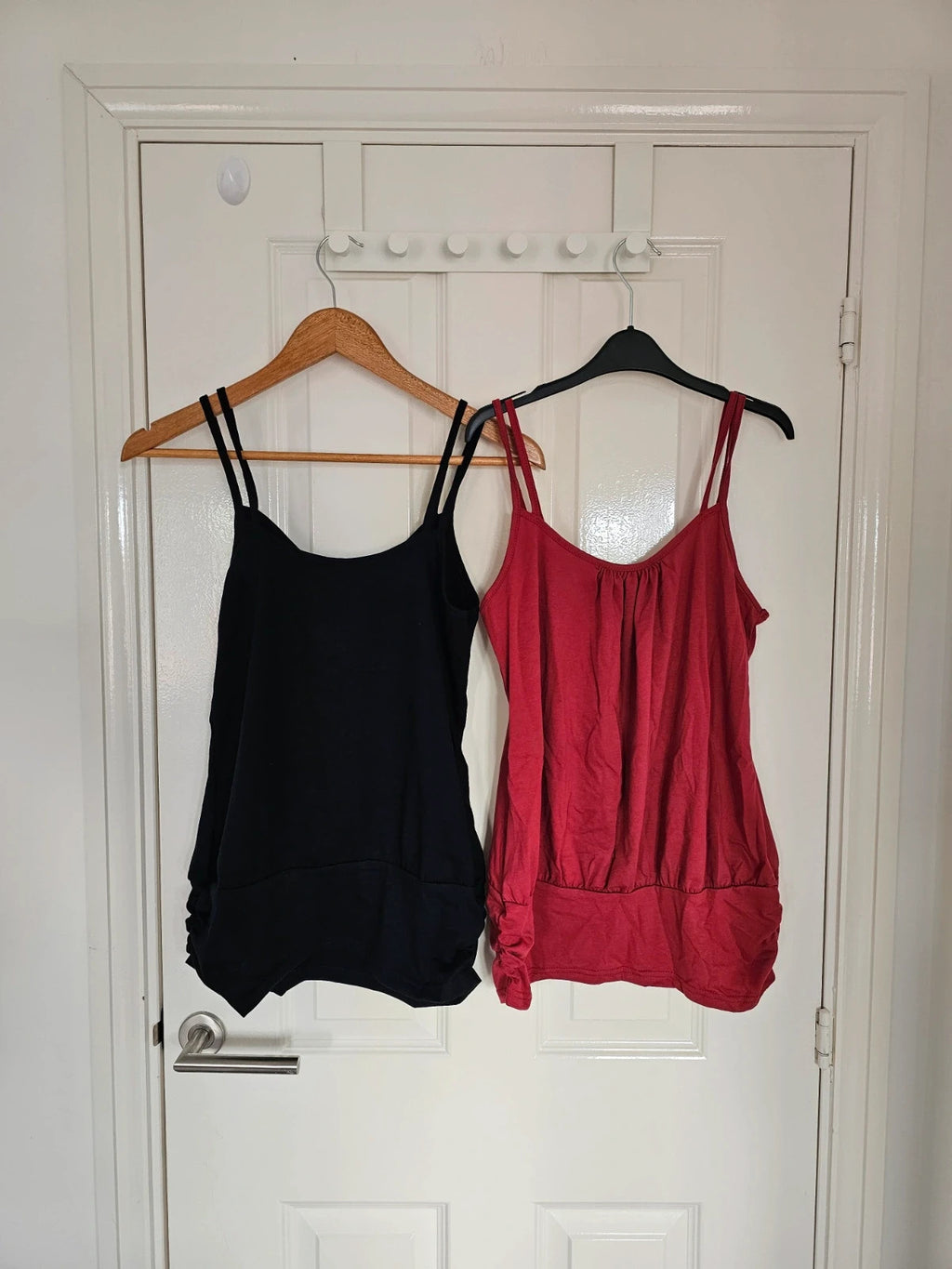 Shein 2pcs double straps tank tops women sleeveless cotton touch summer casual black/red M/10