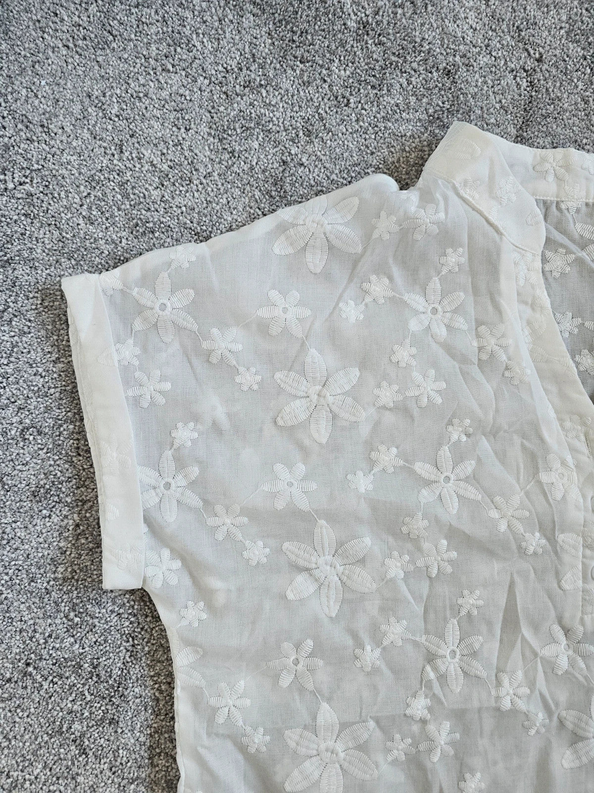 Emery Rose women white short sleeve lace shirt V-neck floral design smart casual blouse L/12