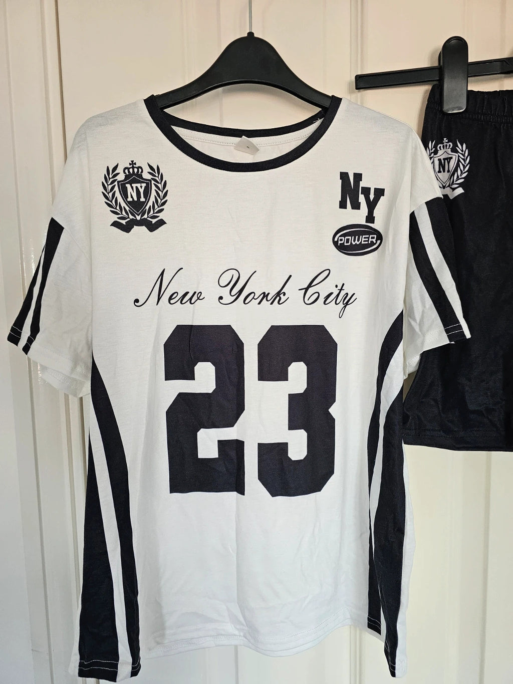 Shein girls 10y contrast set New York City print loose T-shirt skinny shorts white black