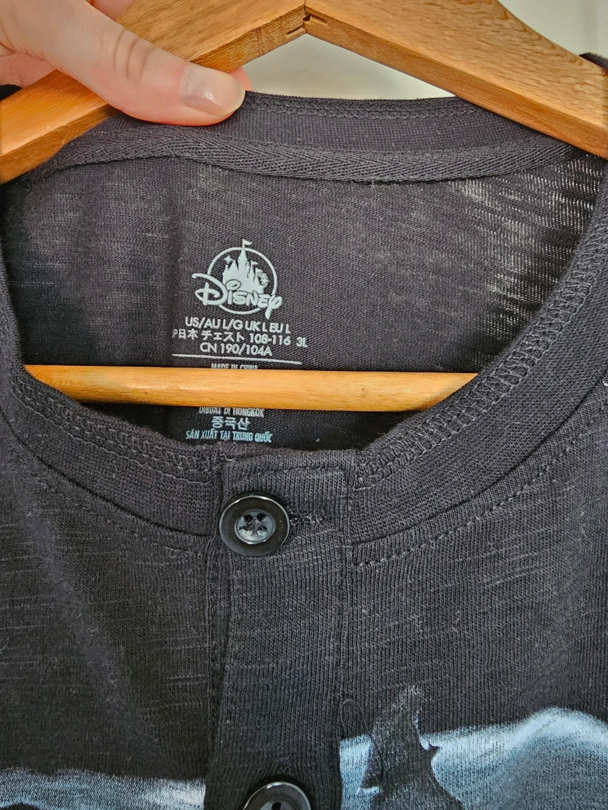 Disney Parks Willow d23 General Kael Horse T-Shirt Mens Cotton blend shirt buttons neck black L