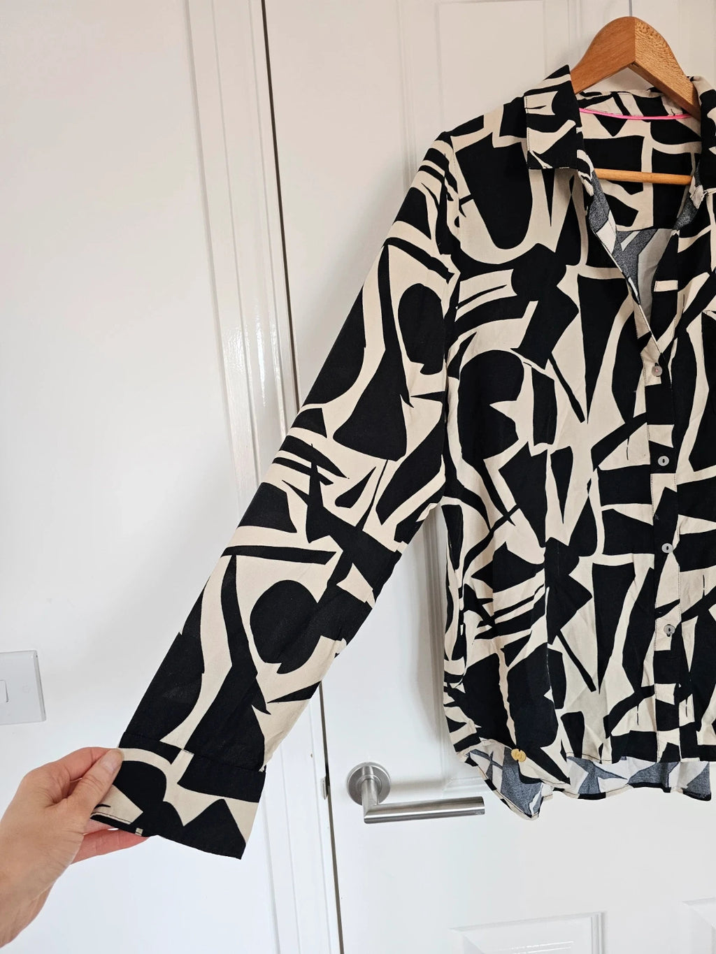 River Island viscose abstract print shirt long sleeve blouse buttons black beige 2XL/16