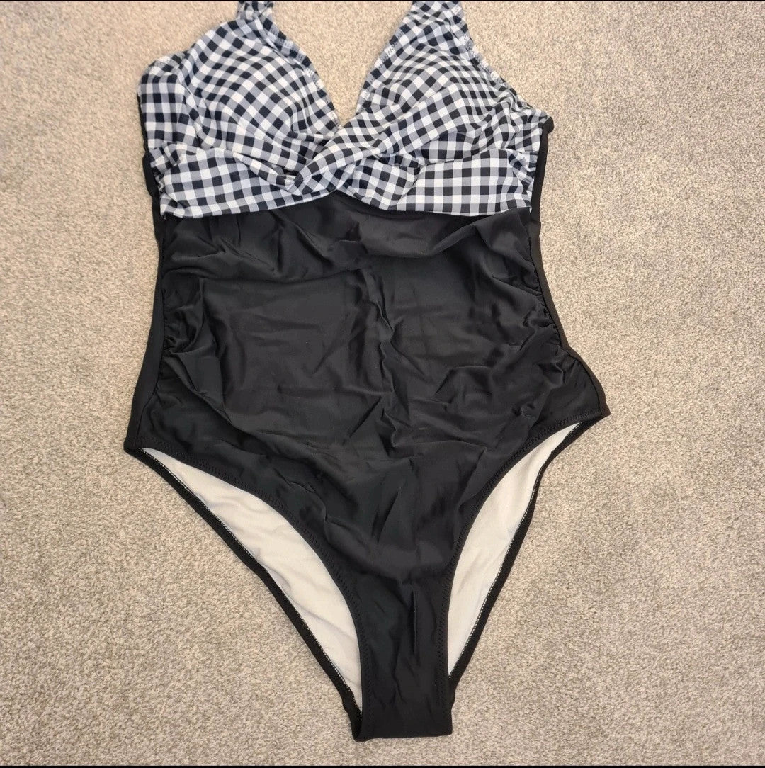 Generic monokini one piece swimsuit women gingham halterneck push up L/12 
beach pool black/white