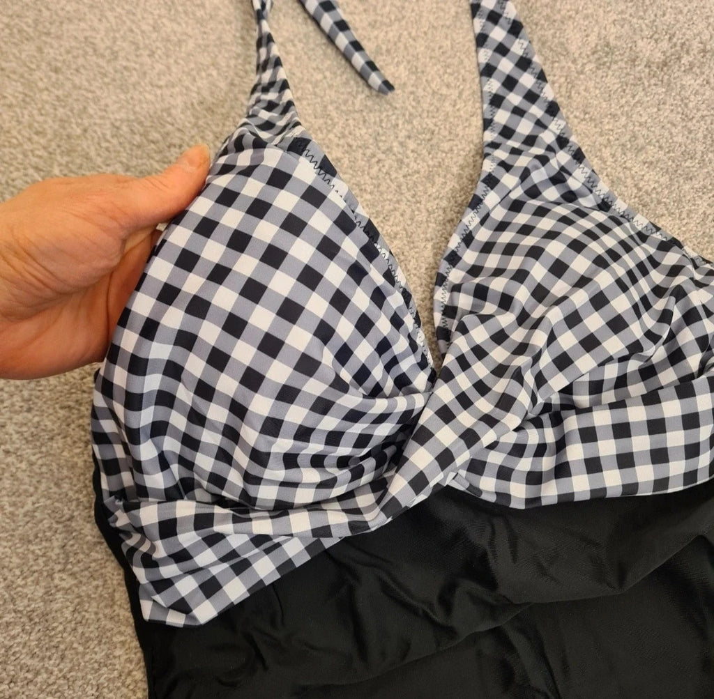 Generic monokini one piece swimsuit women gingham halterneck push up L/12 
beach pool black/white