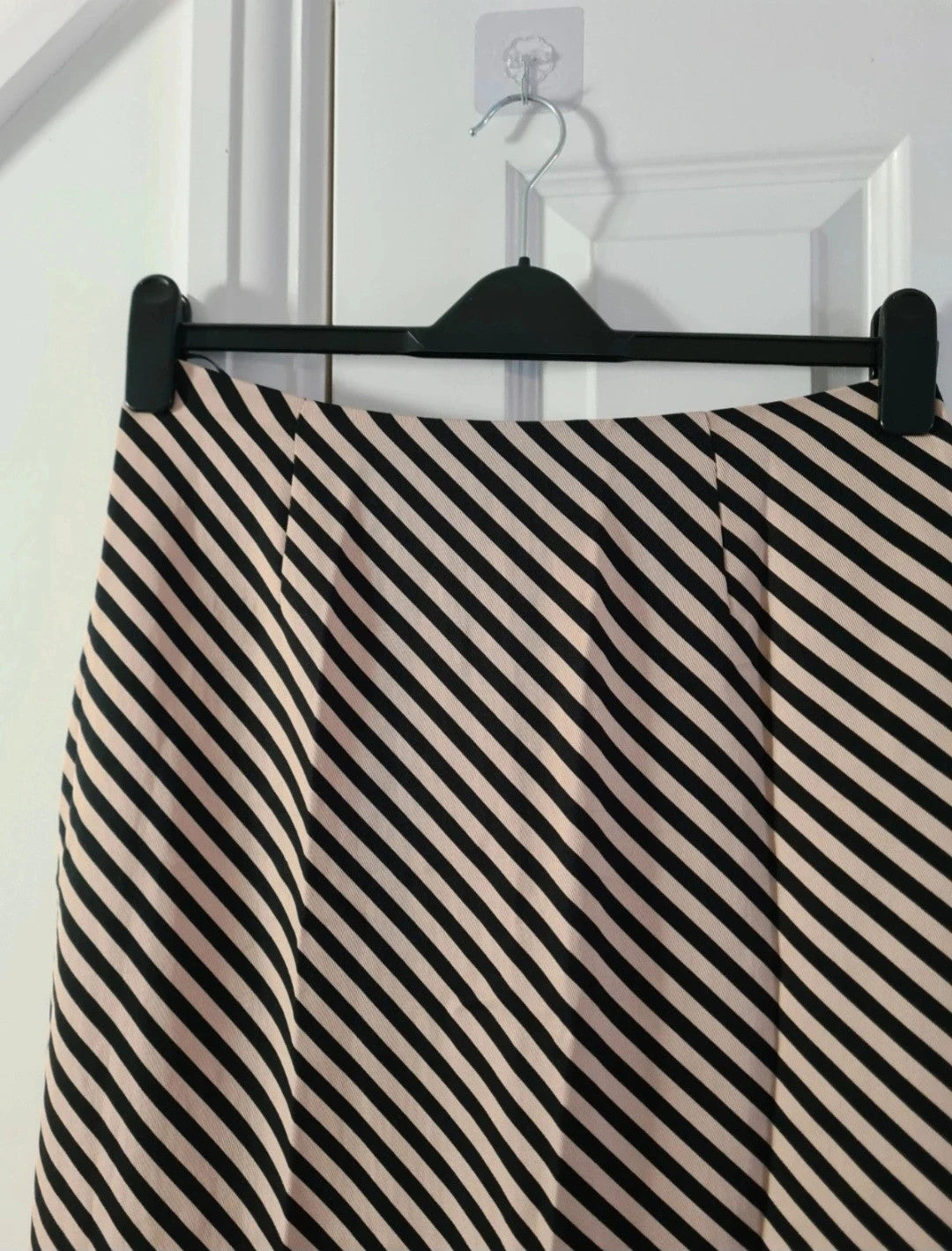 Hush women reema split on the back maxi skirt diagonal stripe office casual black/cream L/12
