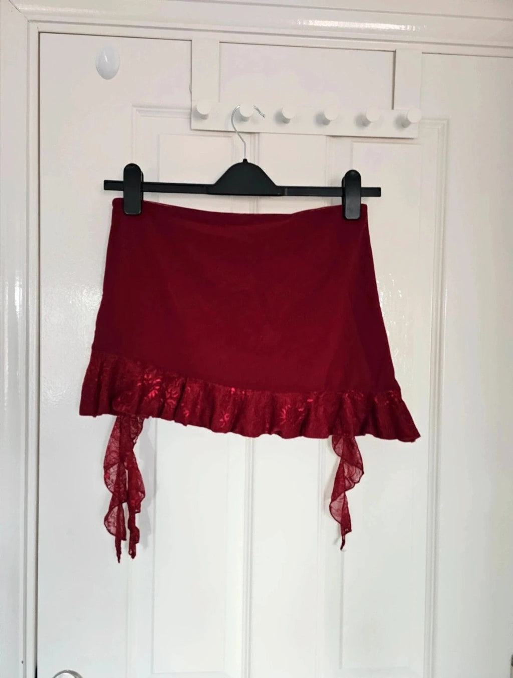 Outcast evelane mini skirt women floral lace frill hem bodycon fit fully lined mesh red M/10
