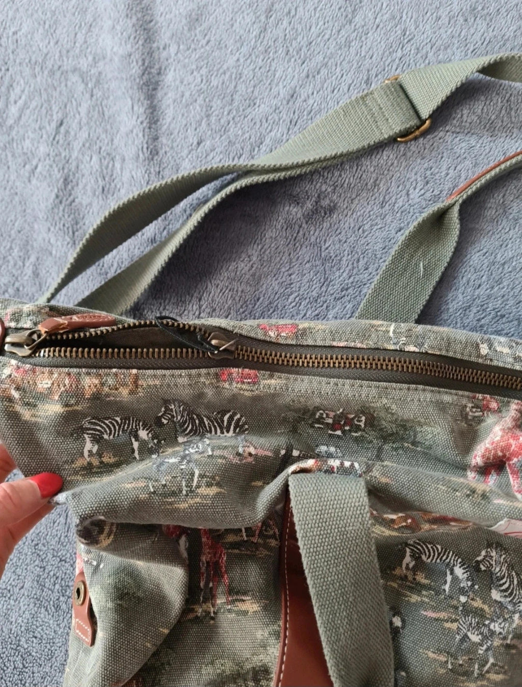 Cath Kidston women shoulder big bag safari park handbag zipper pockets overnight cotton green