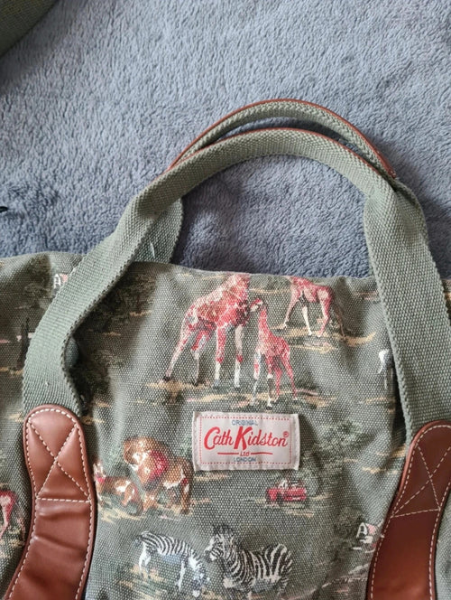 Cath Kidston women shoulder big bag safari park handbag zipper pockets overnight cotton green