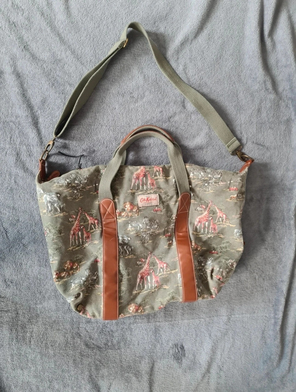 Cath Kidston women shoulder big bag safari park handbag zipper pockets overnight cotton green