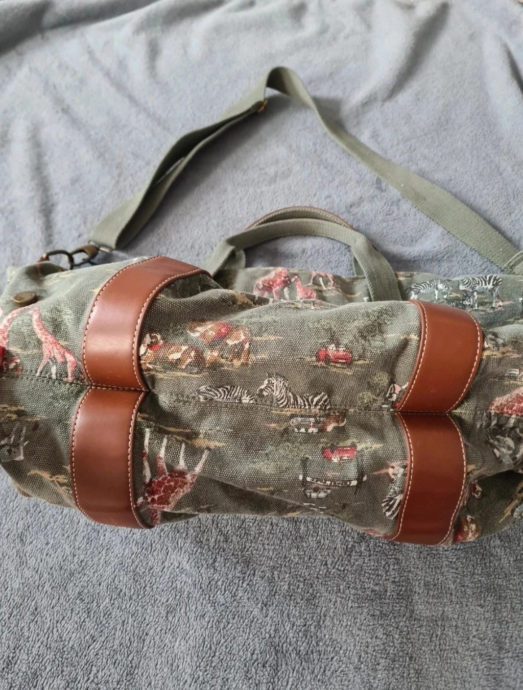 Cath Kidston women shoulder big bag safari park handbag zipper pockets overnight cotton green