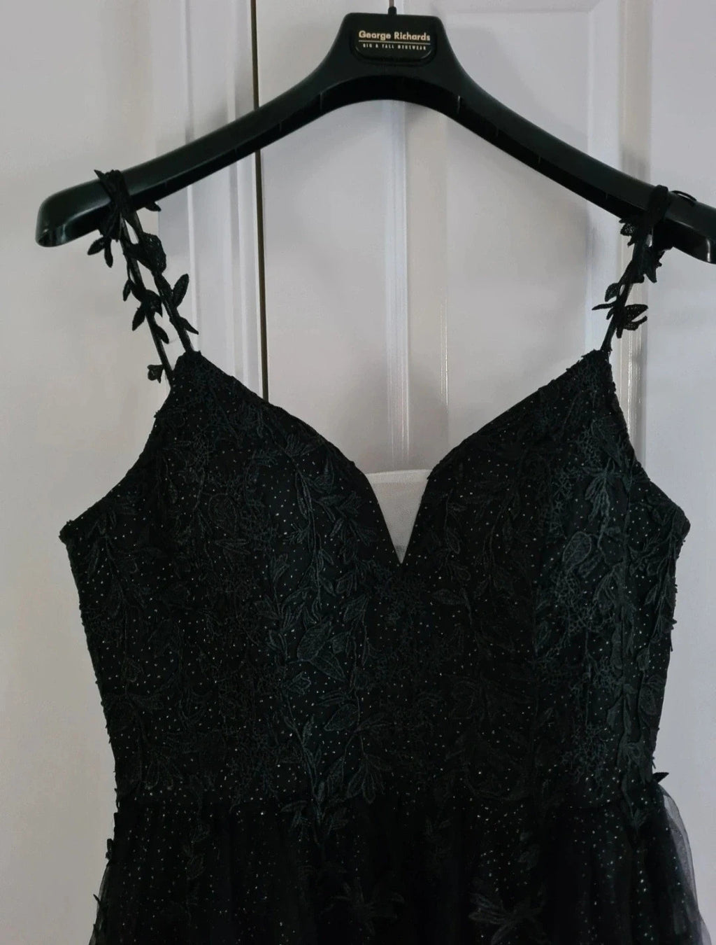 Generic women black long dress sleeveless glitter detail sweatheart neckline floral lace XL/14