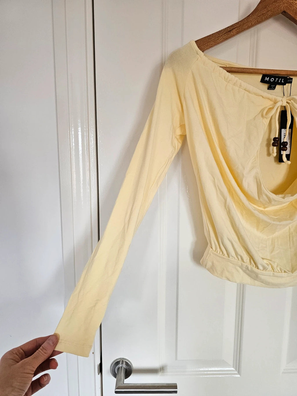 Motel sore cowl neck long sleeve top with beats women off shoulder jersey yellow Y2K XS/6