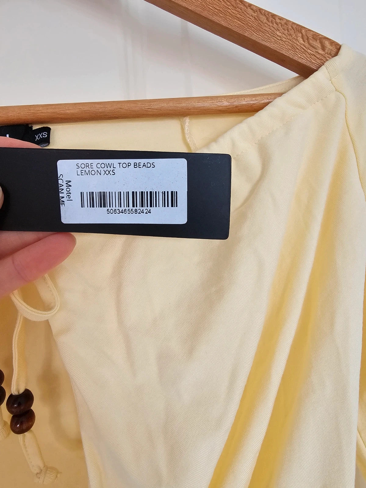Motel sore cowl neck long sleeve top with beats women off shoulder jersey yellow Y2K XS/6