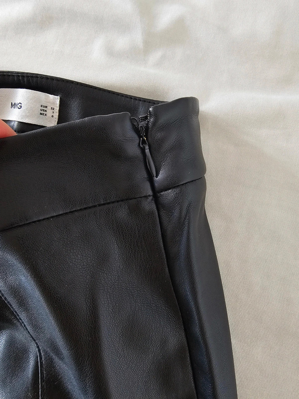 Mango faux leather flared trousers women seam detail zip side straight leg black XS/6/8