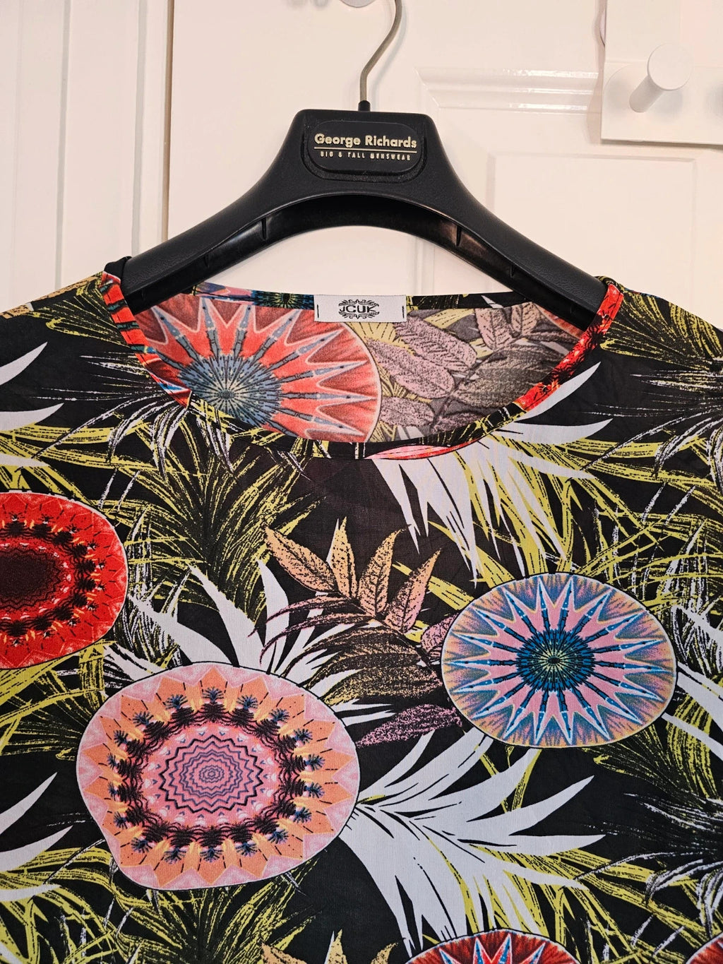 Generic women co-ord relaxed set short sleeve T-shirt & trousers palm floral 12/14/16/18