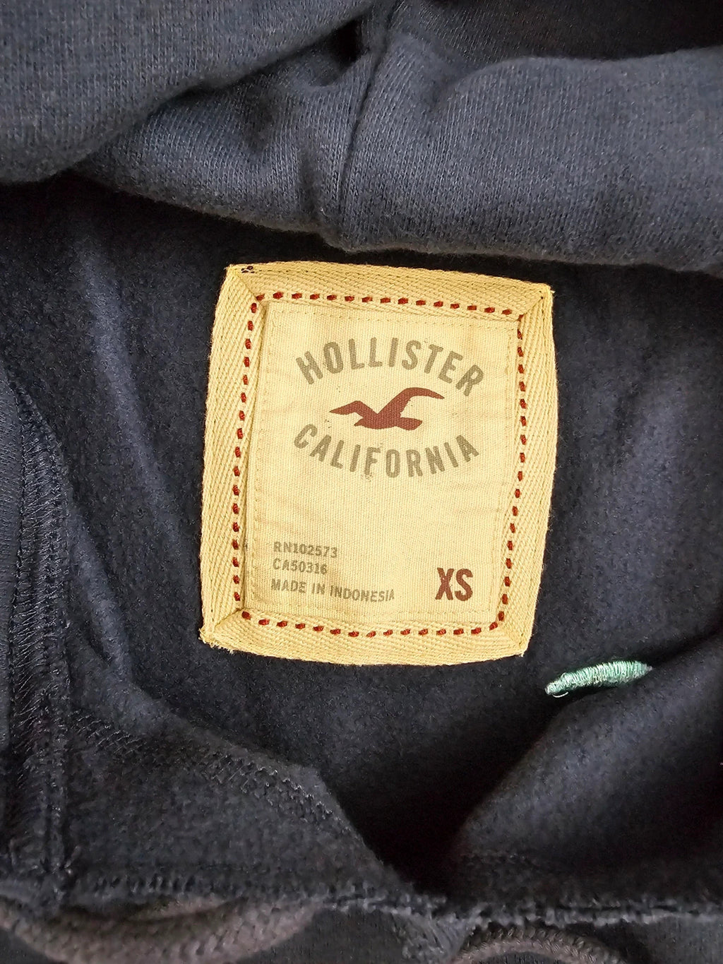 Hollister women feel good icon hoodie slim fit embroidered logo navy XS/6