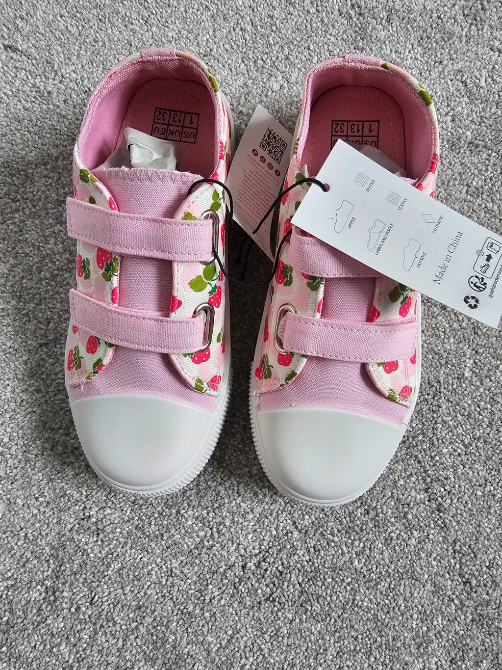 Generic girls light up hook and loop trainers pink strawberry print shoes walking running UK13 EU32
