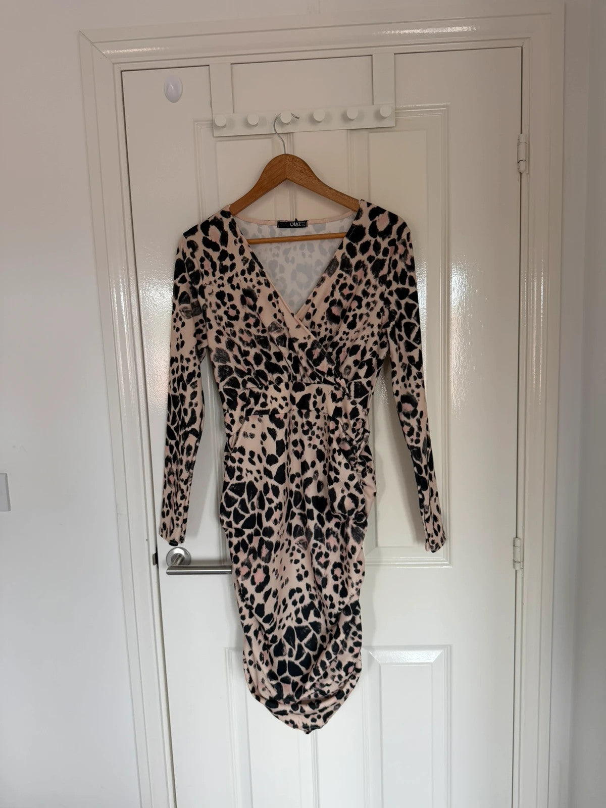 Quiz women leopard animal wrap print midi dress long sleeve V-neck ruched side beige/black XL/14
