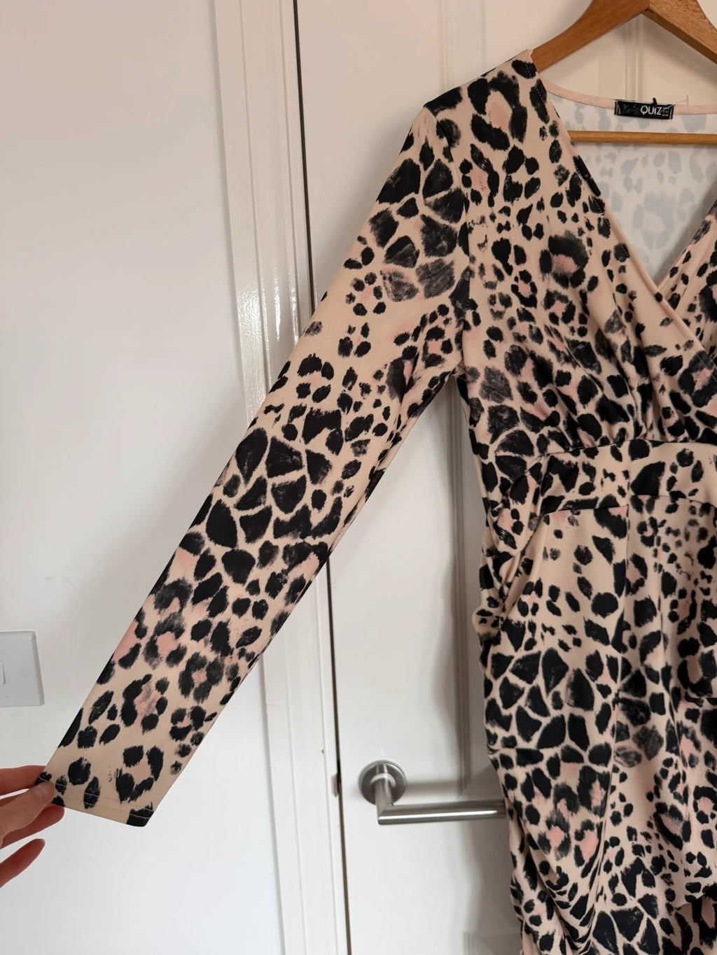 Quiz women leopard animal wrap print midi dress long sleeve V-neck ruched side beige/black XL/14
