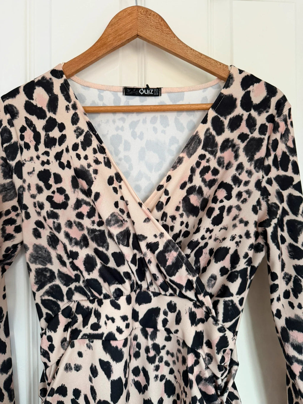 Quiz women leopard animal wrap print midi dress long sleeve V-neck ruched side beige/black XL/14