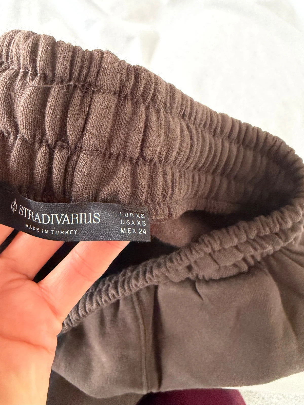 Stradivarius women ballon plush tracksuit bottom casual sport joggers cotton rich dark brown XS/6