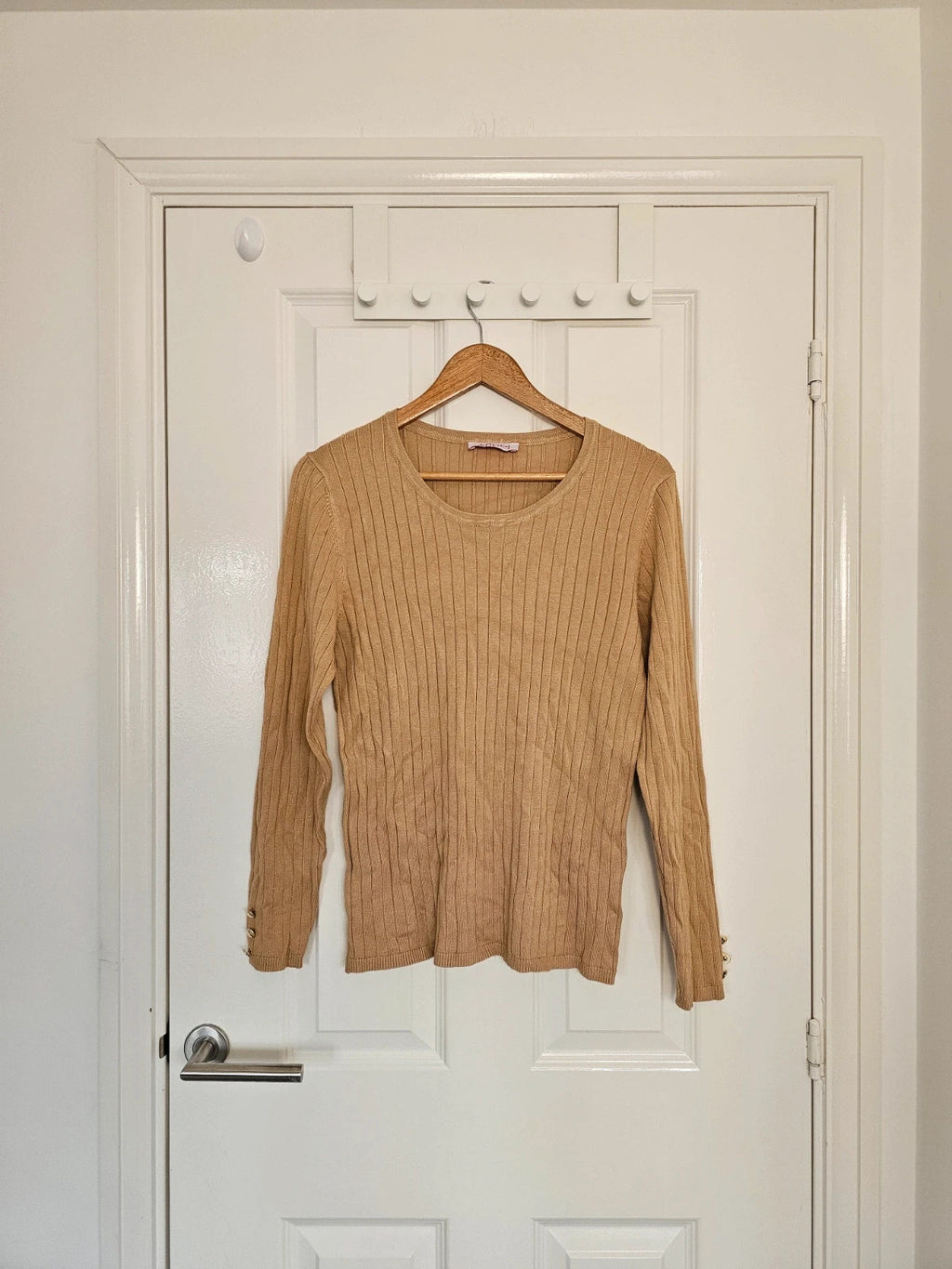Afibel crew neck rib knit jumper viscose long sleeve top buttons sleeve fitted carmel/beige XL /14