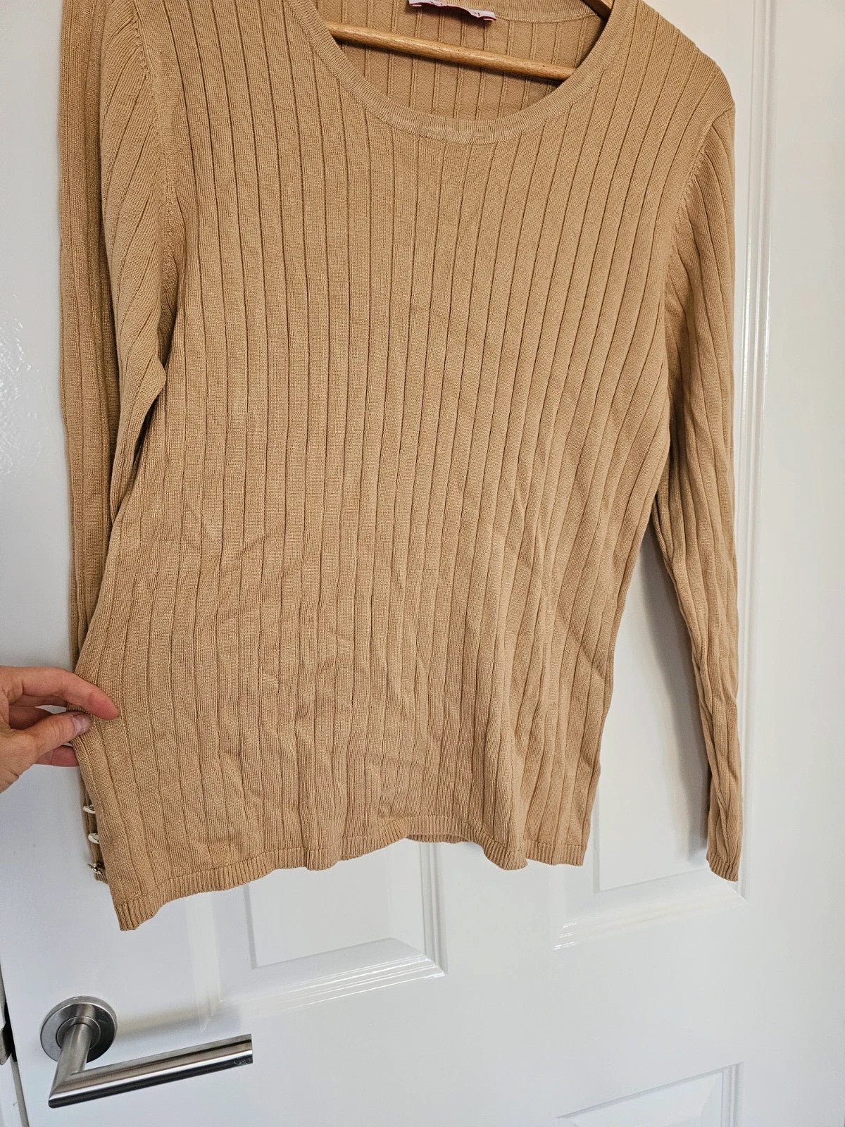 Afibel crew neck rib knit jumper viscose long sleeve top buttons sleeve fitted carmel/beige XL /14