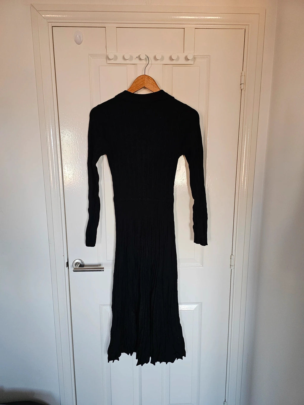 V by Very women ribb knit long sleeve midi dress V-neck buttons collar neck viscose rich black UK10