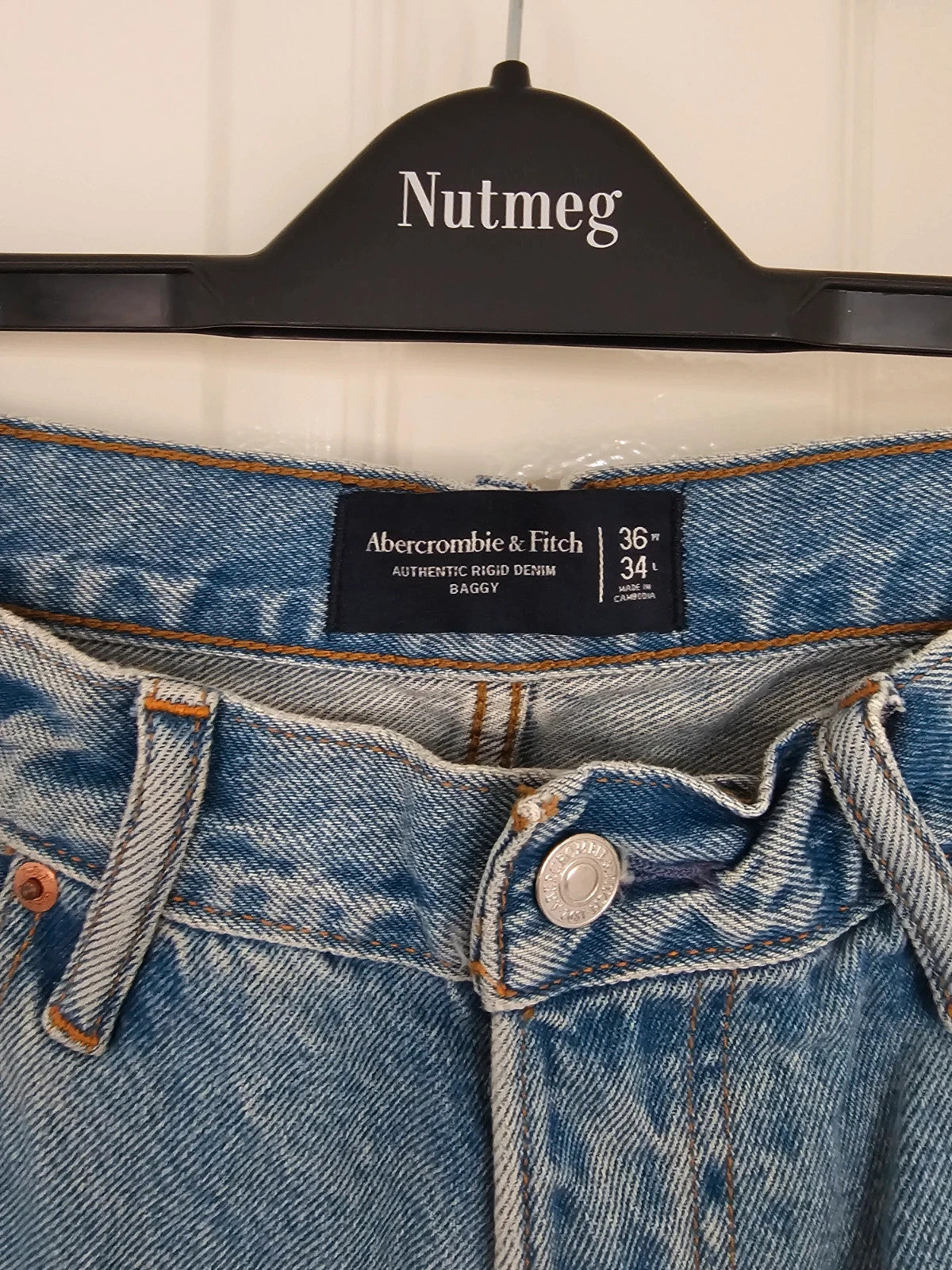 A&F men baggy jeans wide straight leg rigid denim cotton relaxed 90s casual blue XL/W36