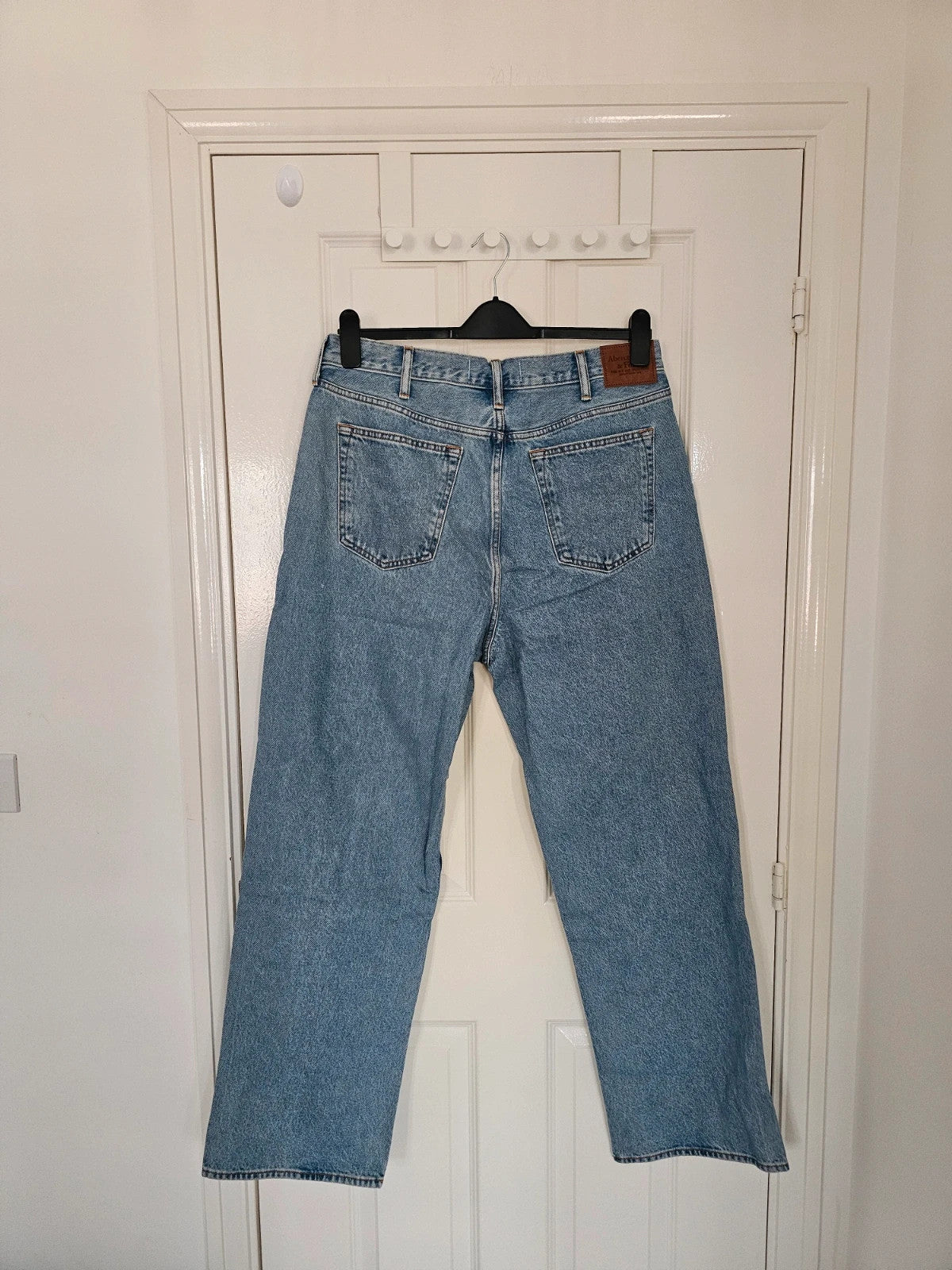 A&F men baggy jeans wide straight leg rigid denim cotton relaxed 90s casual blue XL/W36