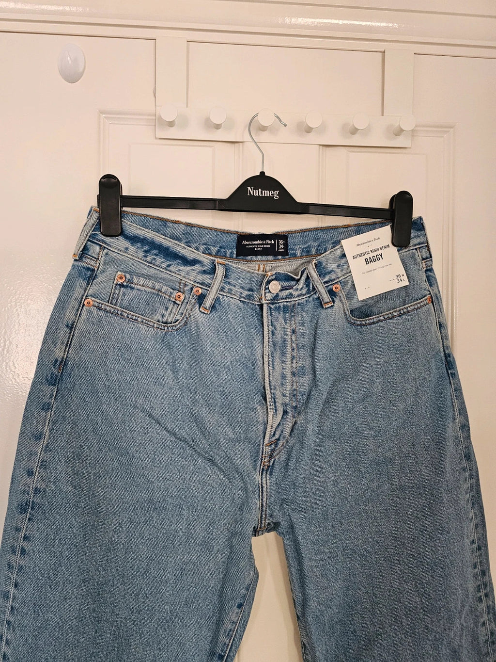 A&F men baggy jeans wide straight leg rigid denim cotton relaxed 90s casual blue XL/W36