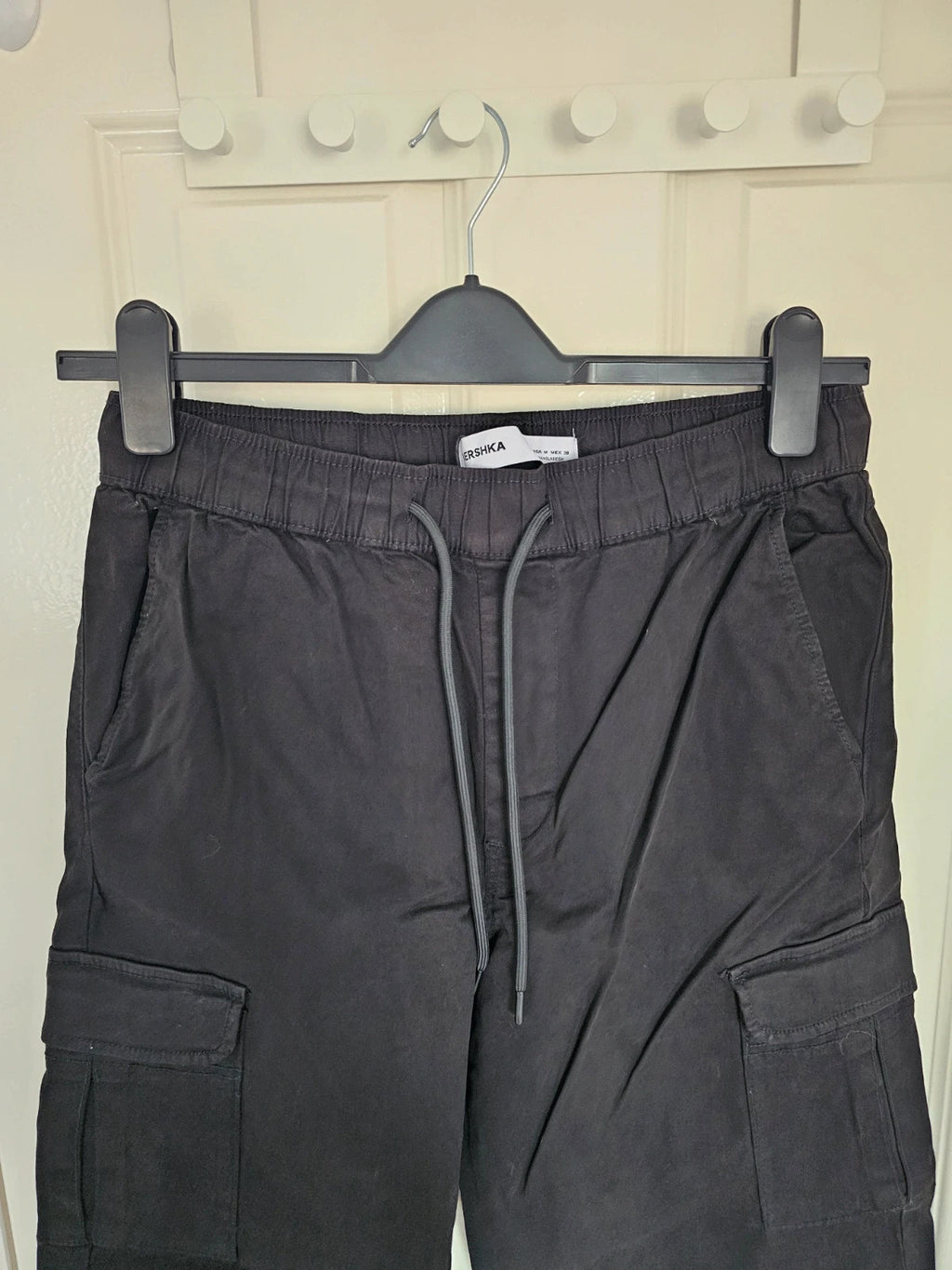 Bershka men slim fit cargo joggers elastic waist drawsting cotton casual trousers pockets black M
