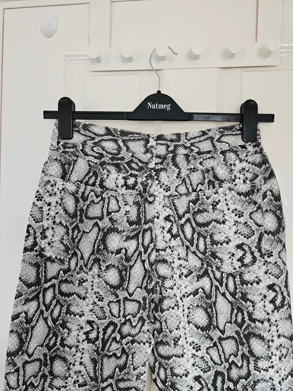 Topshop women high rise snake print straight leg jeans cotton casual black/white UK10/W28