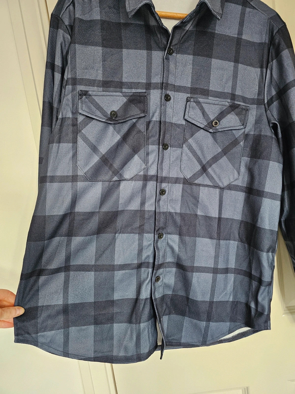 Shein women checked shirt flannel field outfit buttons sachets navy M/10