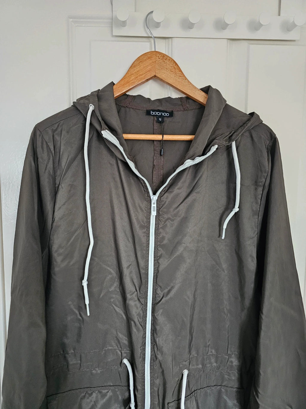 Boohoo women longline hooded festival mac jacket parka drawsting zip-up raincoat outdoor khaki L/12