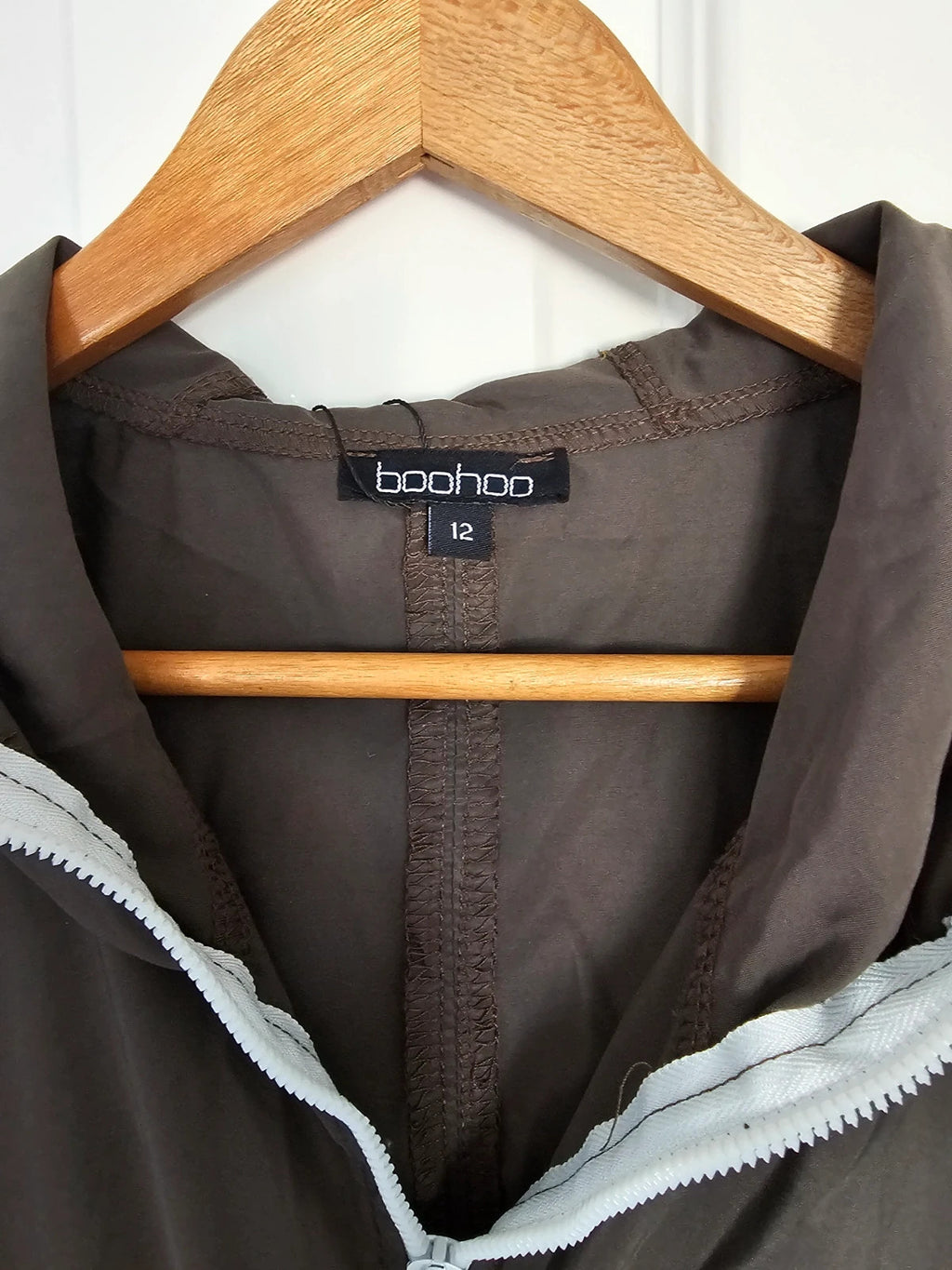 Boohoo women longline hooded festival mac jacket parka drawsting zip-up raincoat outdoor khaki L/12