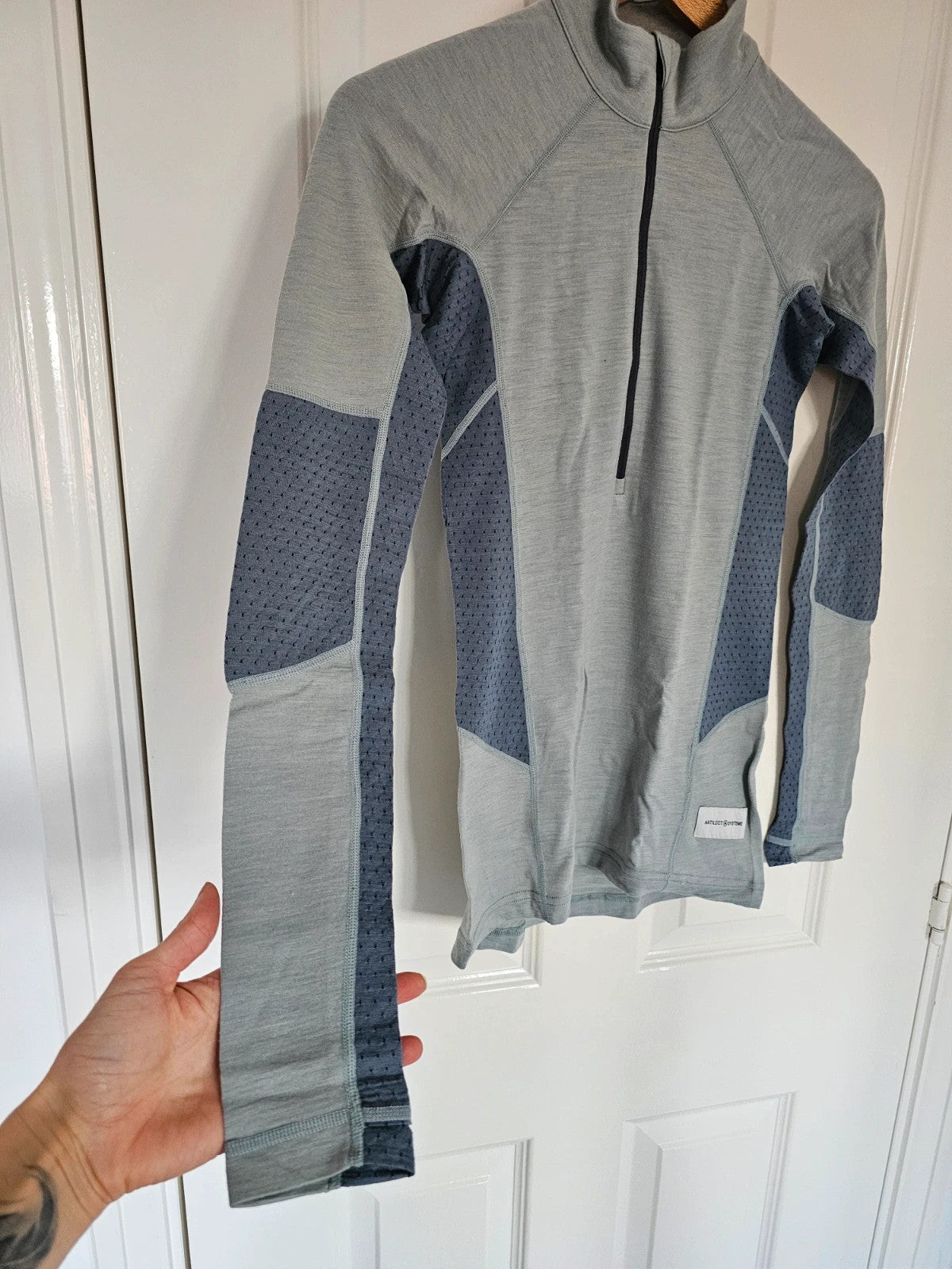 Artilect women merino base layer darkhorse 185 zoned 1/4 zip top long sleeve slate/storm blue XS/6