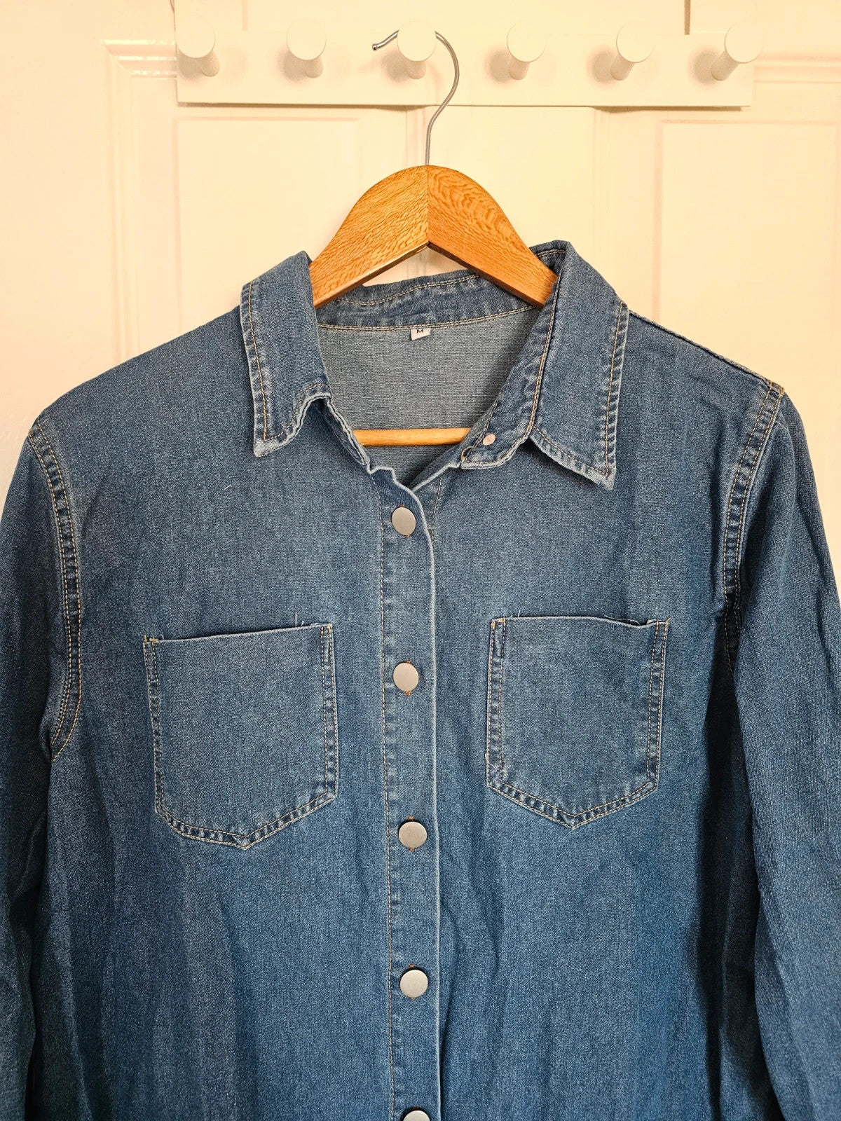 Generic women denim shirt long sleeve cotton patched pockets buttons collar neck blue M/10