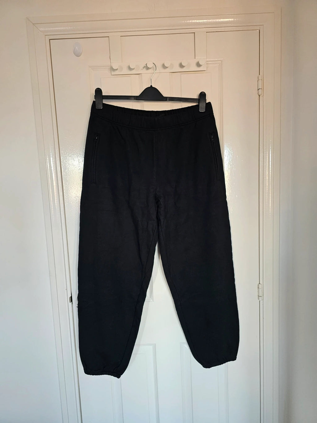 Kylie Jenner women black classic joggers cotton sweatpants lounge active streetwear M