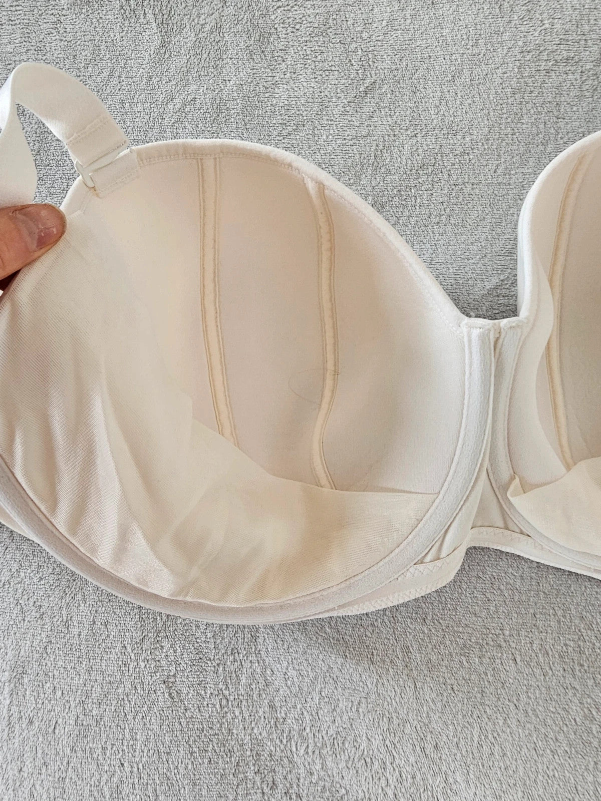 Curvy Kate women luxe strapless multiway bra padded underwire off white/cream UK40GG/EU90J