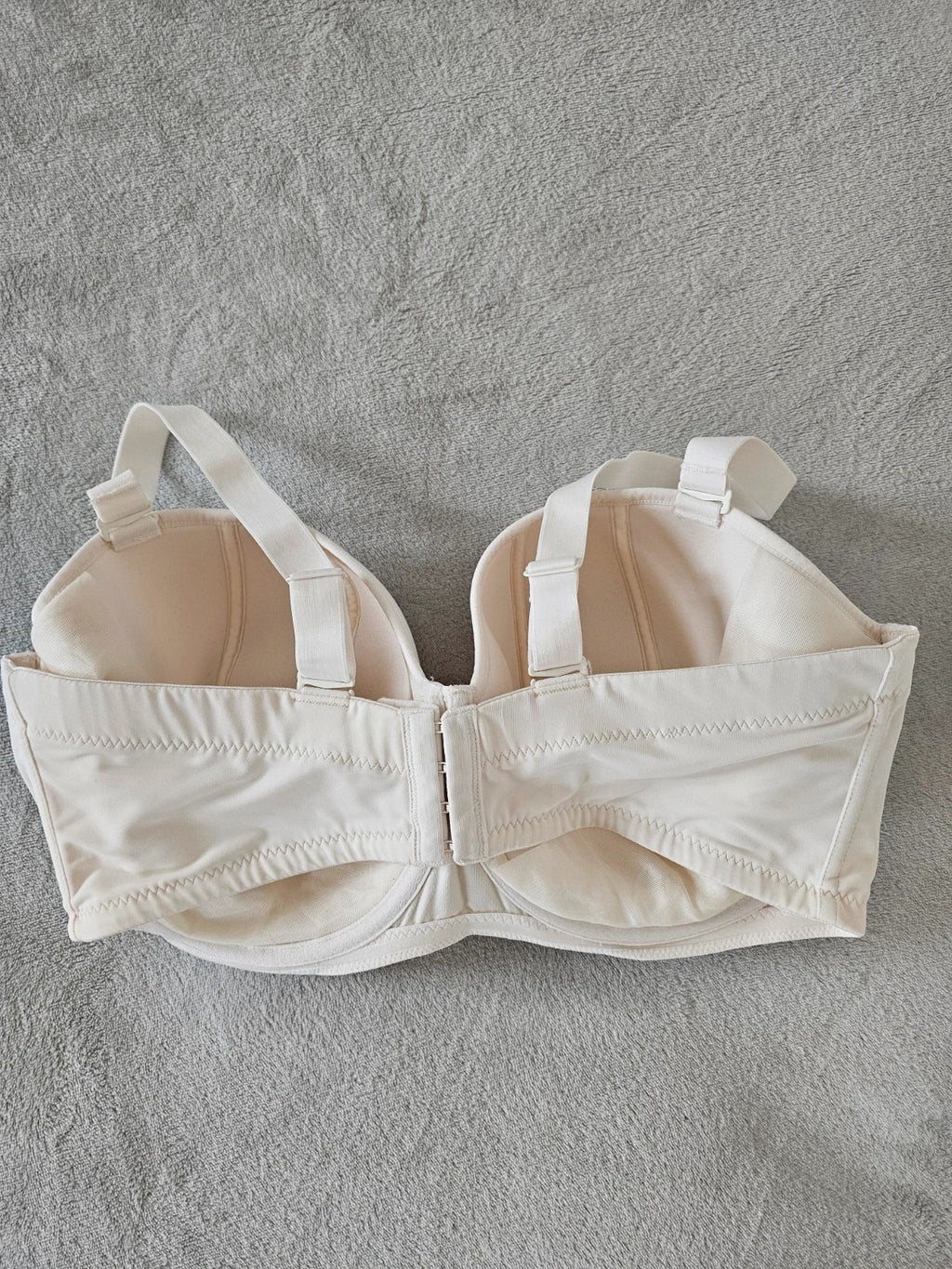 Curvy Kate women luxe strapless multiway bra padded underwire off white/cream UK40GG/EU90J