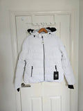 Dare2b white ski jacket with removable faux-fur hood, adjustable hem, and multiple pockets.
