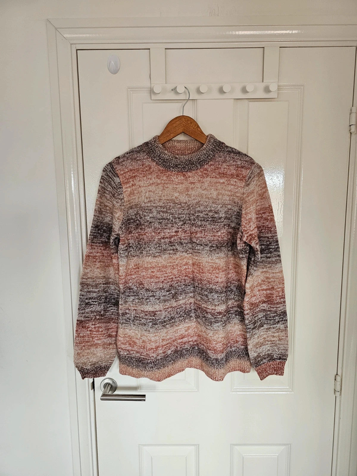 D&Co. chunky knit rust brown jumper mock neck tonal stripes soft material