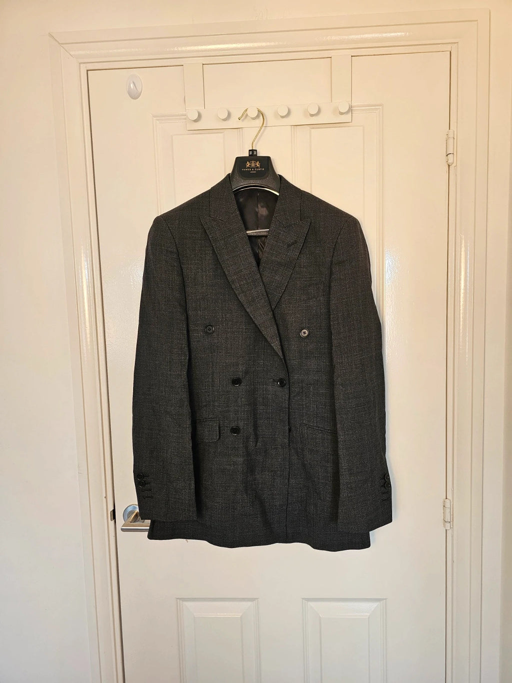 Hawes & Curtis grey blazer jacket peak lapel tonal POW check slim fit wool.